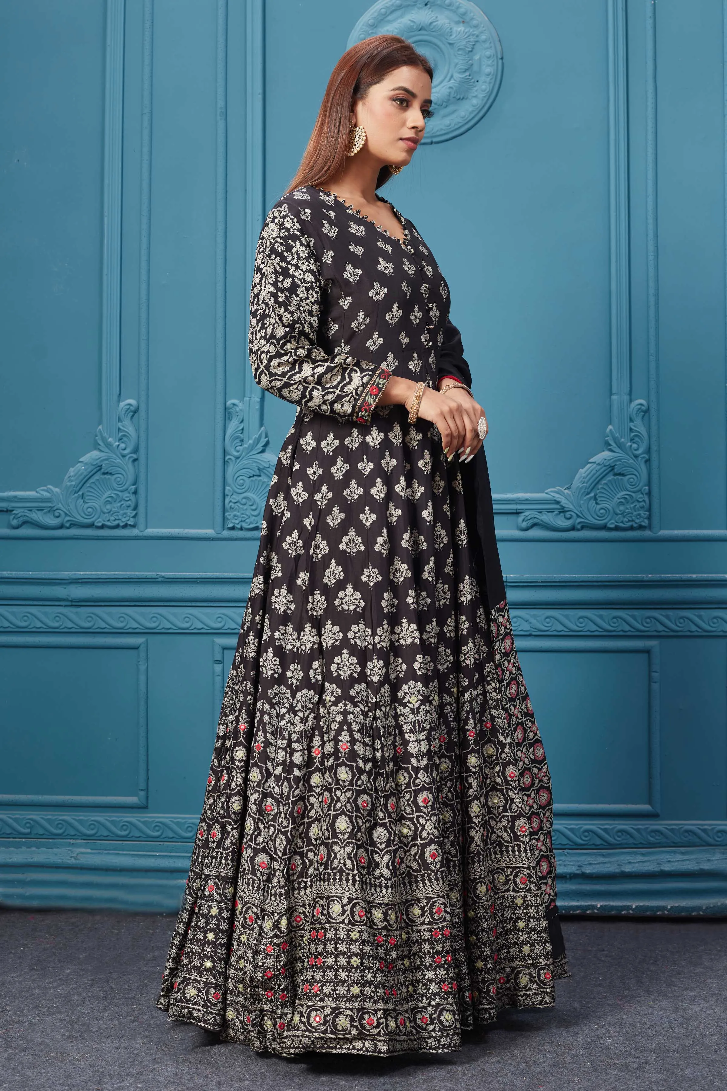510022 Beautiful Black Anarkali Suit Set