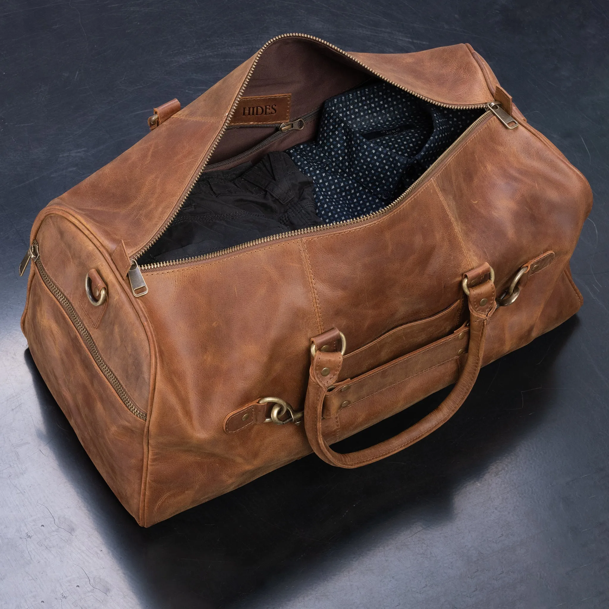 Traveler 45L Leather Duffle