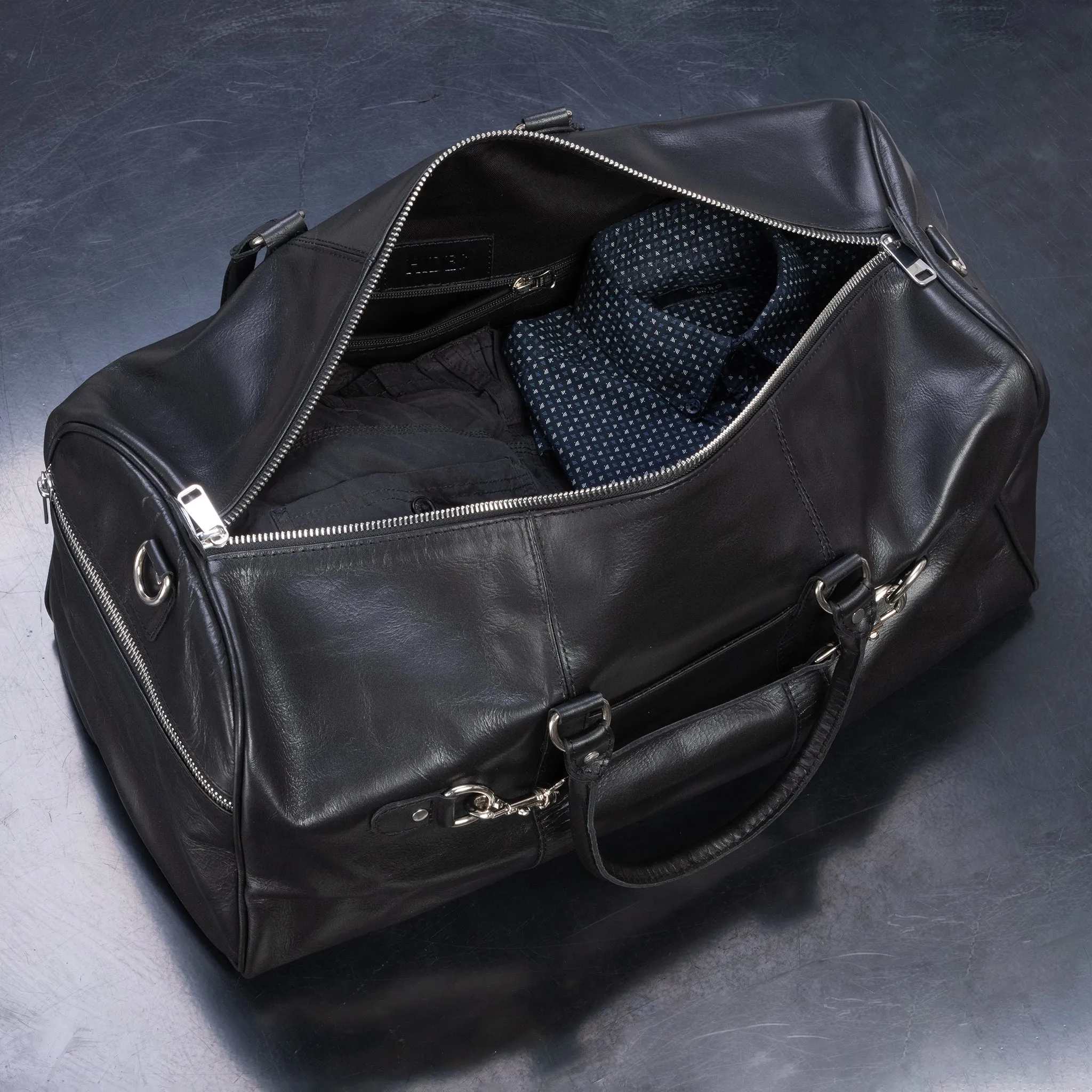 Traveler 45L Leather Duffle